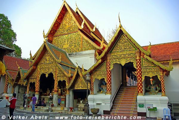 Wat Phrathat Doi Suthep - Chiang Mai © Volker Abels