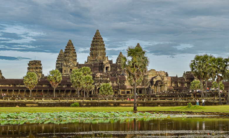 Reisekataloge 2024 bestellen kostenlos - Warum Urlaubskataloge aktuell immer noch unschlagbar sind 8 Ein schöne Reiseziel - Angkor Wat in Kambodscha