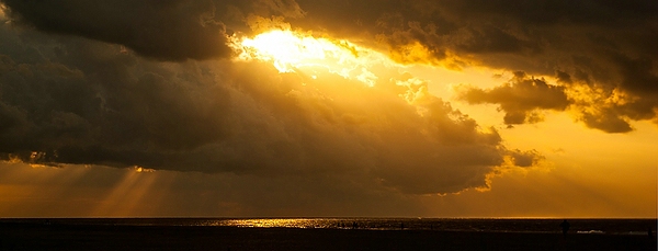Sonnenuntergang in Holland © Volker Abels - www. foto-reiseberichte.com