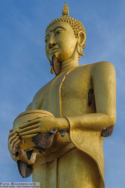 Buddha Statue im Suttichit Buddha Park © Volker Abels - www.foto-reiseberichte.com