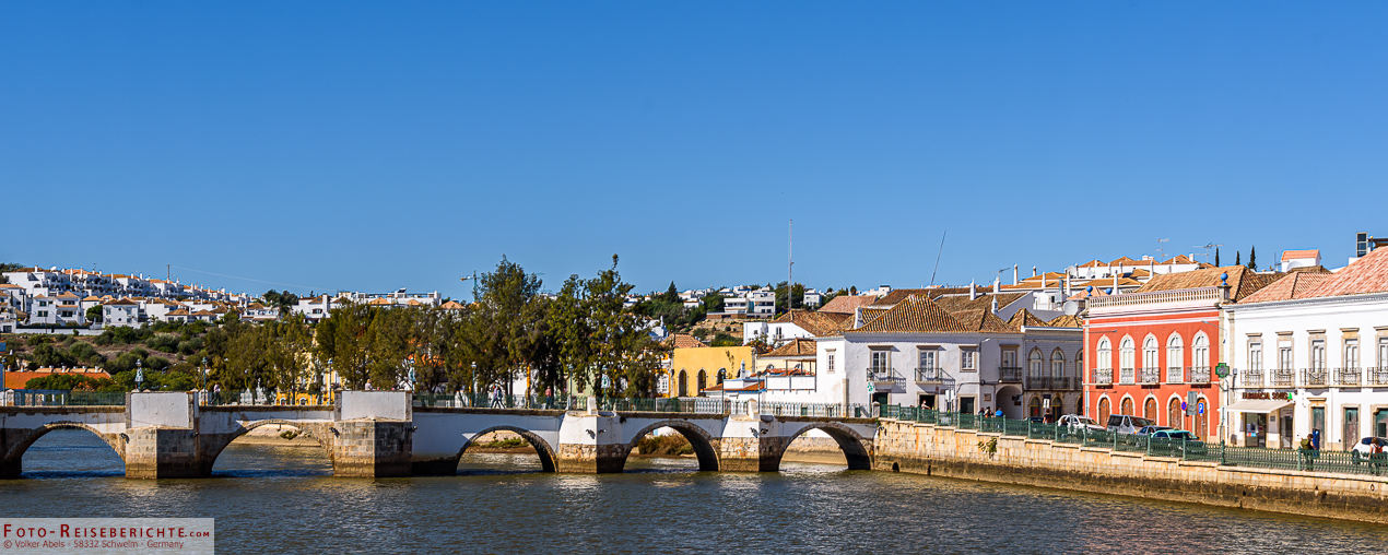 Portugal Tavira Altstadt Algarve - Römerbrücke Ponte Romana in Tavira